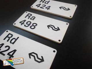 Alu naamplaten treinstellen NS Nederlandse spoorwegen